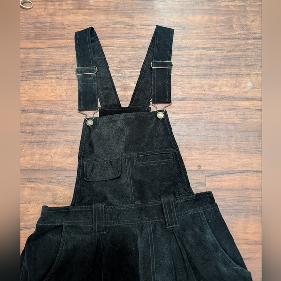 Express Compagnie Internationale Vtg 90s Black Suede Overall Shorts size L - Picture 6 of 16
